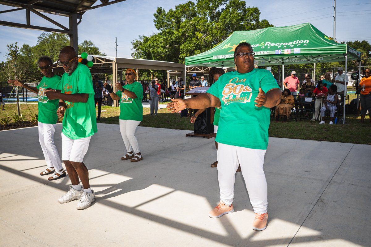 CityofTampa's tweet photo. ICYMI: The Fair Oaks Recreation Complex is OPEN!🎉 In addition to the 33,000 sqft @tampaparksrec Center, the ENTIRE COMPLEX is ready for the community.

Outdoor features:
- Basketball &amp; pickleball courts
- Field &amp; splash pad
- All abilities playground

📷 Dave Decker Photography https://t.co/xb4lVFMLGP