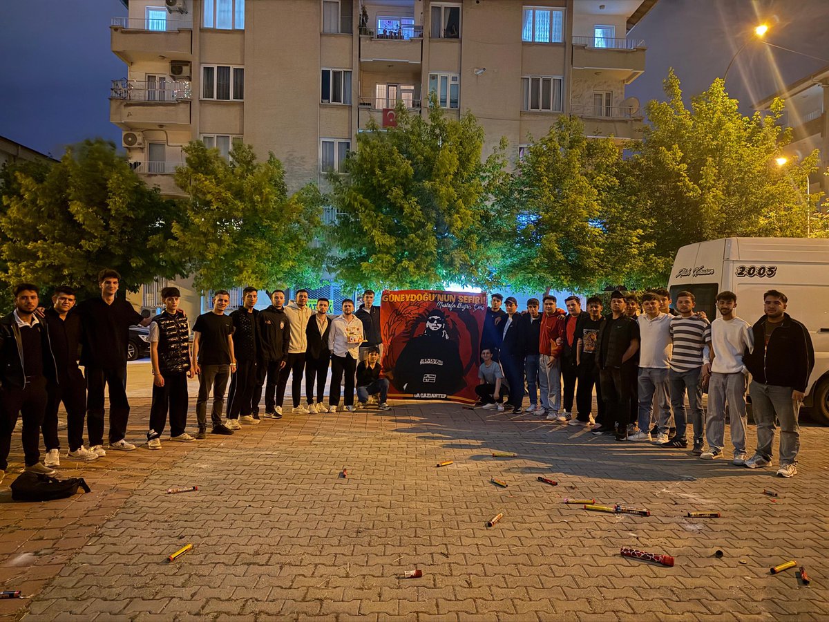 ultrAslanLise27's tweet photo. Canımız Ağabeyimiz ,
Güneydoğu Anadolu Bölge Koordinatörümüz ;
Mustafa Buğra Genç'in yaşını tebrik eder , sağlıklı sıhhatli nice seneler dileriz.

İyi ki doğdun Buğra Başkan ! https://t.co/QXG2TrWKKv