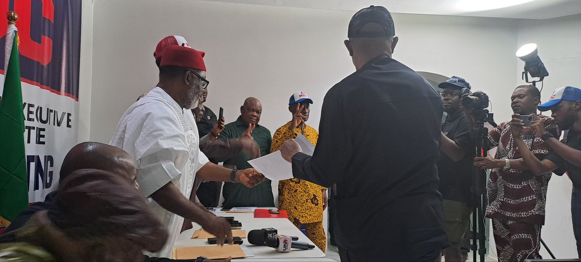 Oseloka H. Obaze (OHO) tweet media
