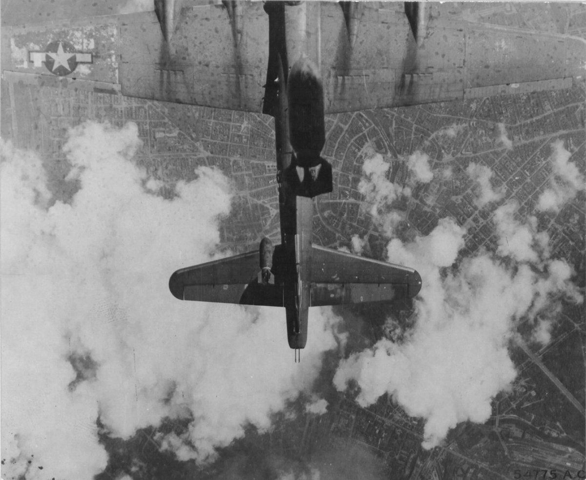 Voices of WW2 tweet media