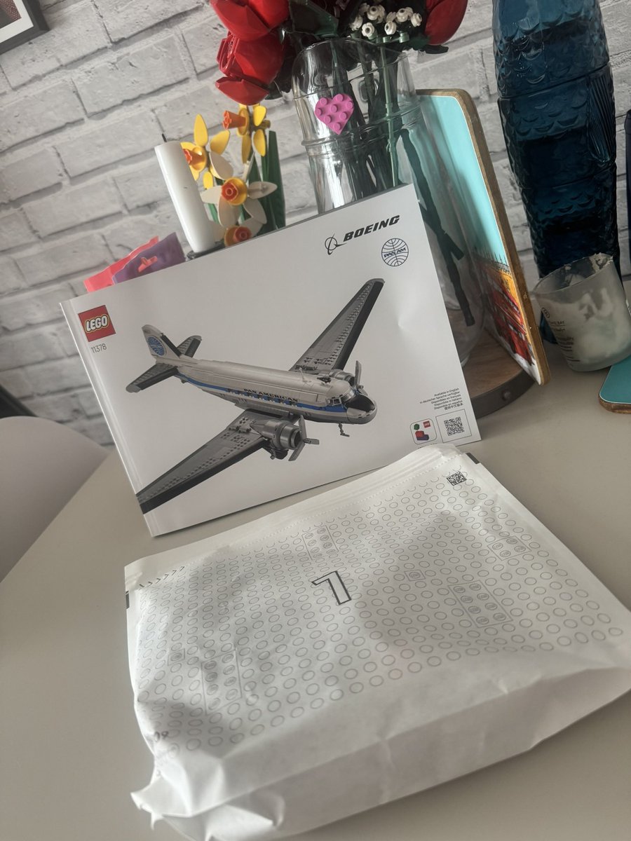 wayneys_world's tweet photo. Rainy day activities! #lego #panam #dc3 #legobuild https://t.co/hUqr44HcEN