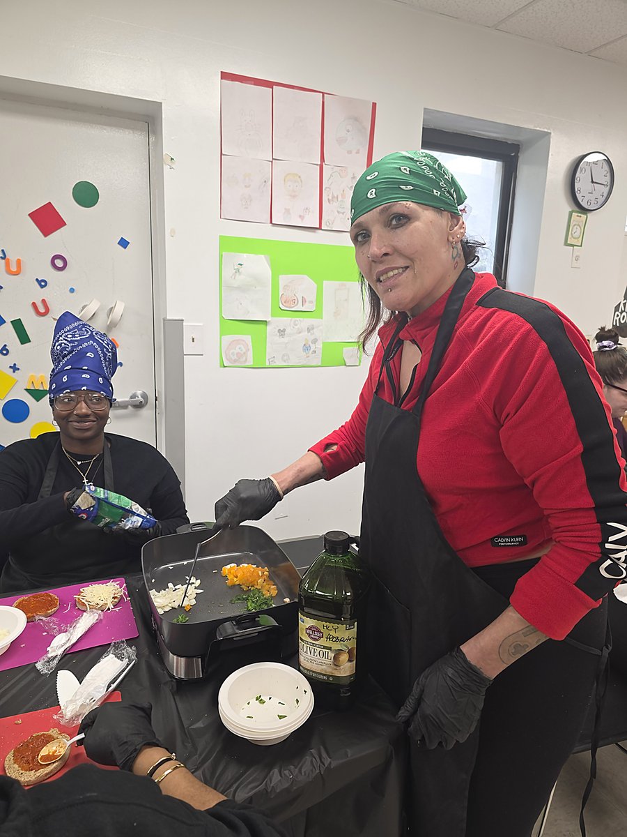 samaritanny's tweet photo. The class was led by @emadisonrd, who leads the Healthy Lifestyles Initiative across Samaritan Daytop Village treatment, housing, &amp; recovery programs.

The class was made possible by funding from the @NYCCouncil &amp; the support of Speaker @JulieMenin &amp;  Majority Leader @ShaunAbreu. https://t.co/YYqrvcsS40