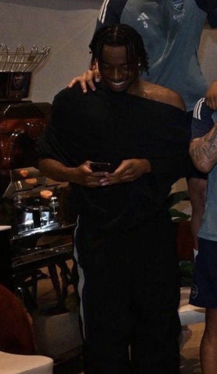 big t tweet media