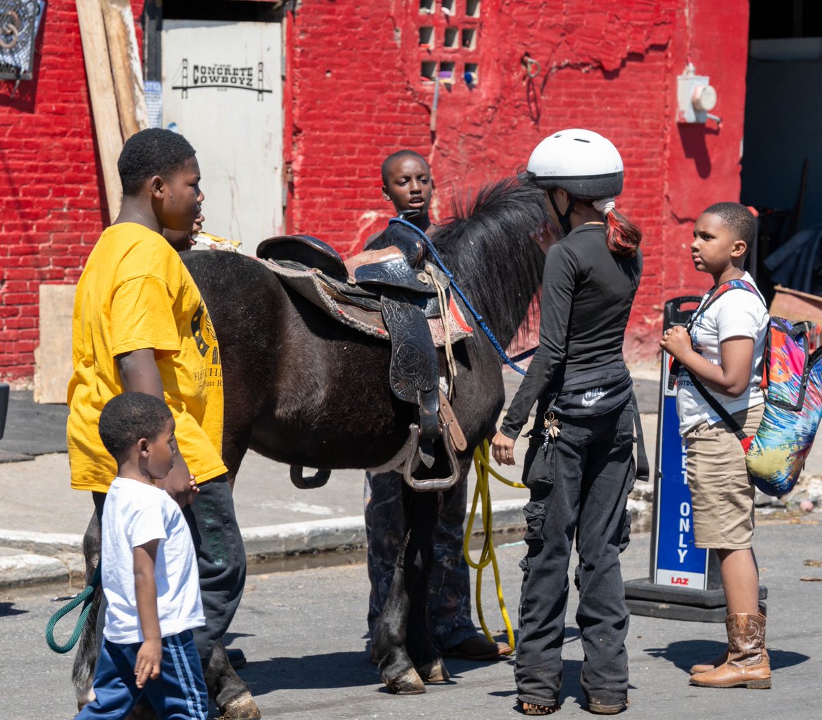 GlobalPhila's tweet photo. Joined the Fletcher Street Urban Riding Club for their Annual Spring Community Care Day!

Highlighting Philadelphia’s unique horsemanship culture, the event brought community together with pony rides, face painting, music, and more.

WHM events here 👉https://t.co/nLHXsLWVAV https://t.co/7mmQzjFx5l