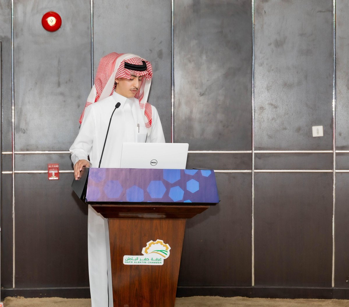 سلمان المشلحي tweet media