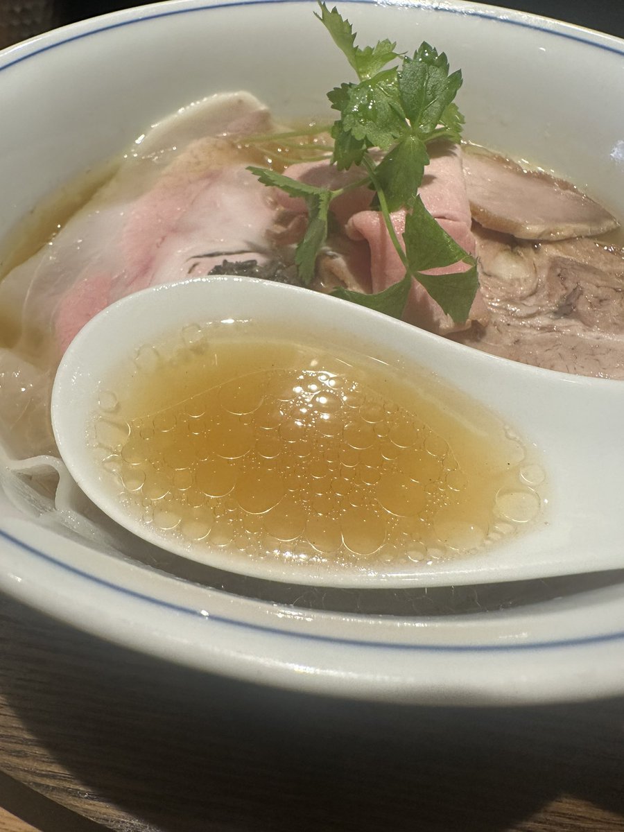 まどりー tweet media