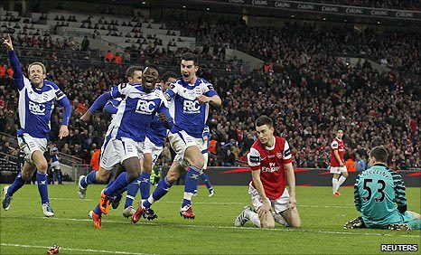 YouVirginn's tweet photo. @GeorgeS_SE We own your club 👌 https://t.co/5yBG0X9UUz