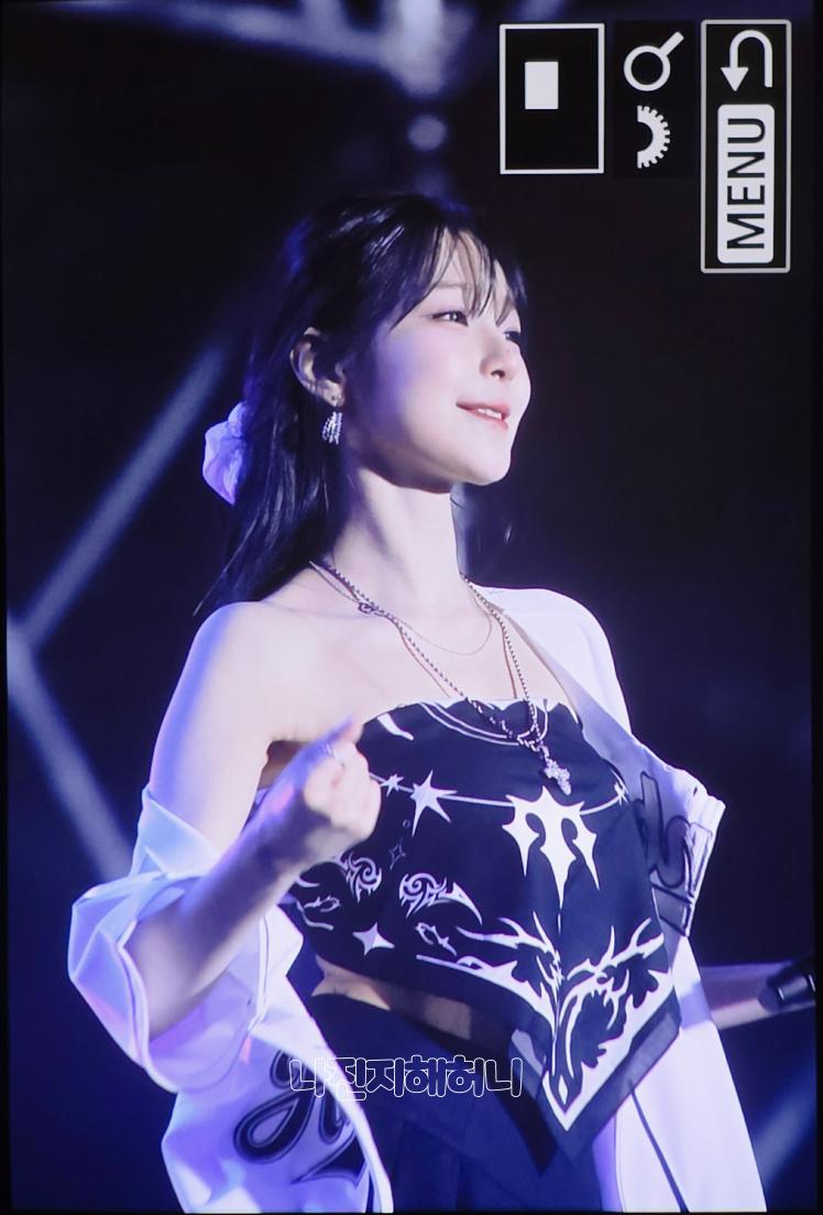 나진지해허니 tweet media