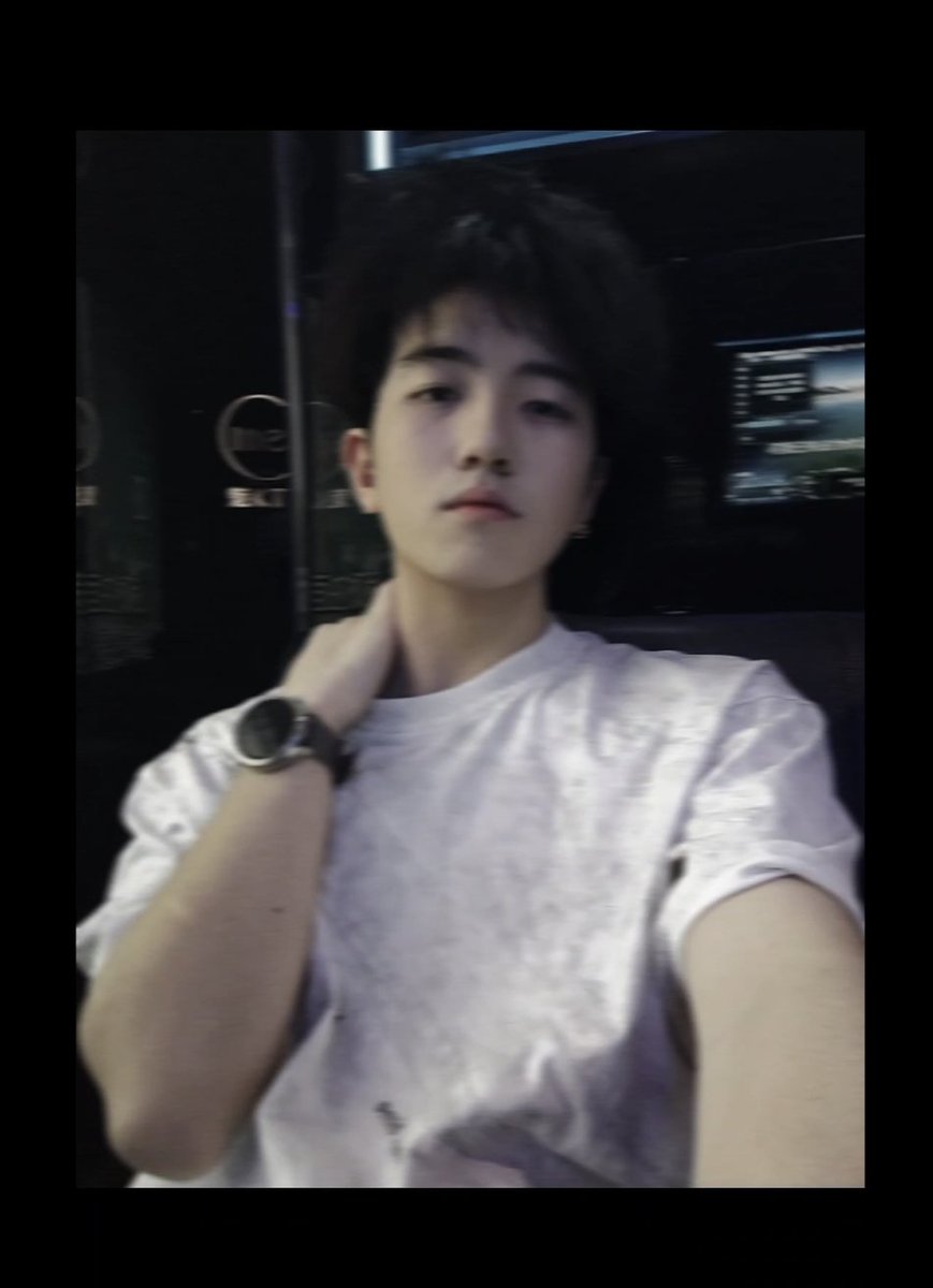 小小杰2.0（原万粉被冻） tweet media