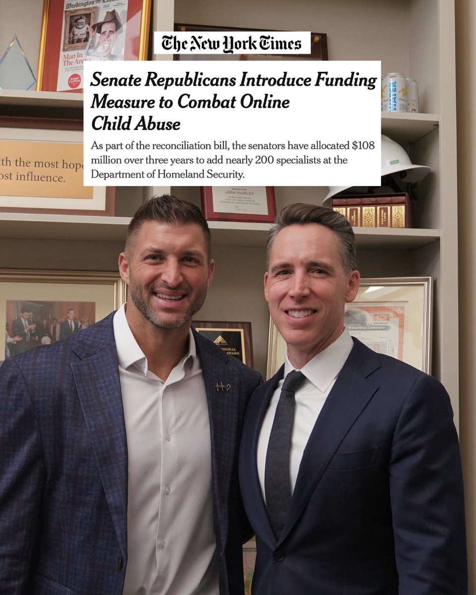 Josh Hawley tweet media