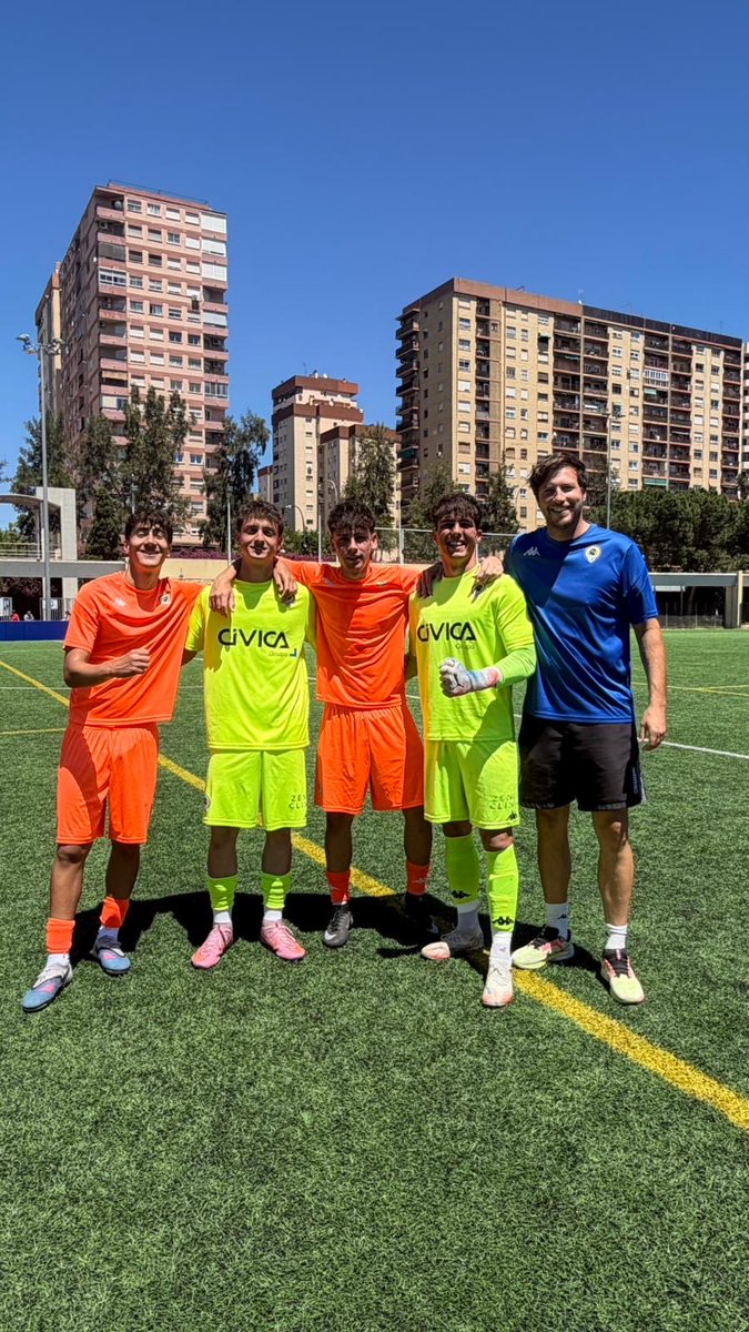 Alberto_Rubio21's tweet photo. END 25/26 ⚽️ https://t.co/zMzG337My7