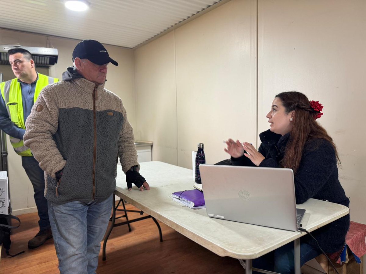 CChCValdivia's tweet photo. 🖇️Gracias al programa Construyendo Bienestar Social, de Fundación #CChC, la empresa socia de la CChC sede #ValdiviaCL, Voltari, se encuentra recibiendo la visita de una asistente social en su obra Ampliación y Mejoramiento de SSR Runca Linguento, ubicada en la comuna de Máfil. https://t.co/HE4fOEQDJL