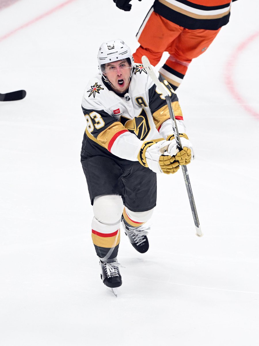 LosVGK's tweet photo. LISTOS PARA LO QUE SEA. ¿Y TÚ? 🫵⚔️⏩️

@GoldenKnights @nhlespanol @TMobileArena | #ForgedInGold #FuerzaKnight https://t.co/Mf6VZDAFq2