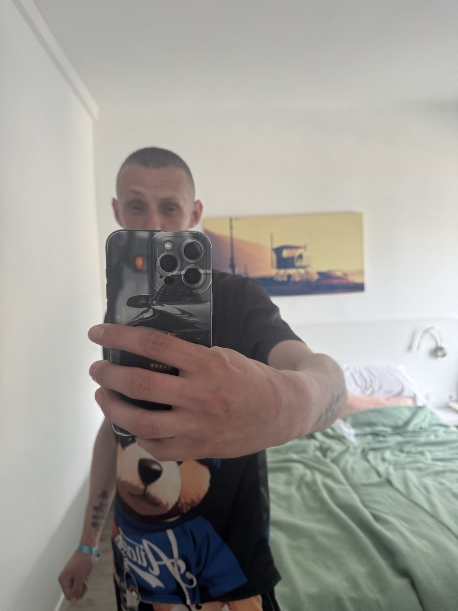 devineaaron3's tweet photo. https://t.co/OuwdwIMrou