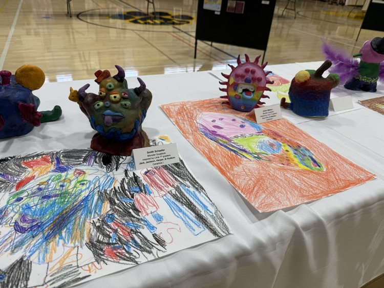 HFLLima's tweet photo. The artists at Cougar Creations continue to amaze us with their creativity and talent! Every piece is made with passion, imagination, and heart. #WEareHFL💛🐾🖤 https://t.co/IuBzR6Nmw9
