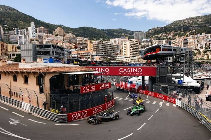 FormulaEStats's tweet photo. Race 1 in Monaco saw @ds_penske_fe claim their tenth fastest lap in #FormulaE. All ten fastest laps have come in ten different cities. https://t.co/mo5jjOv8vr
