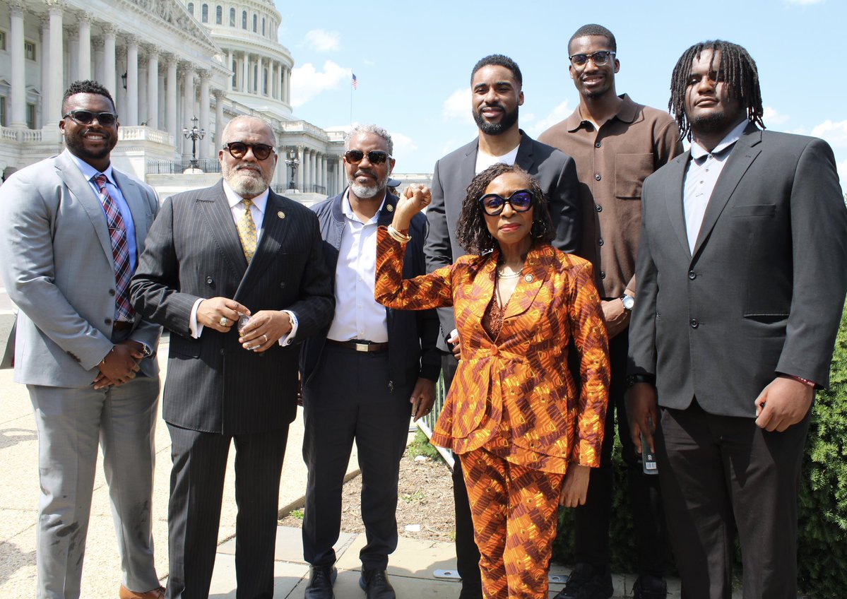 Rep. Yvette D. Clarke tweet media