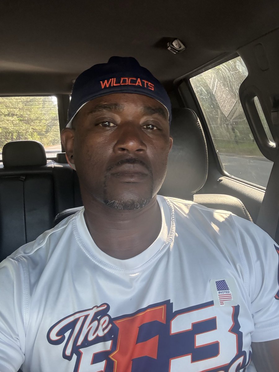 CoachHouston's tweet photo. I got out and voted! https://t.co/TGVgpoY8jg