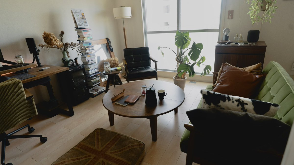 1Roomtokyo's tweet photo. 団地とコーヒーと暮らしの朝。 https://t.co/0r97Pmky8F