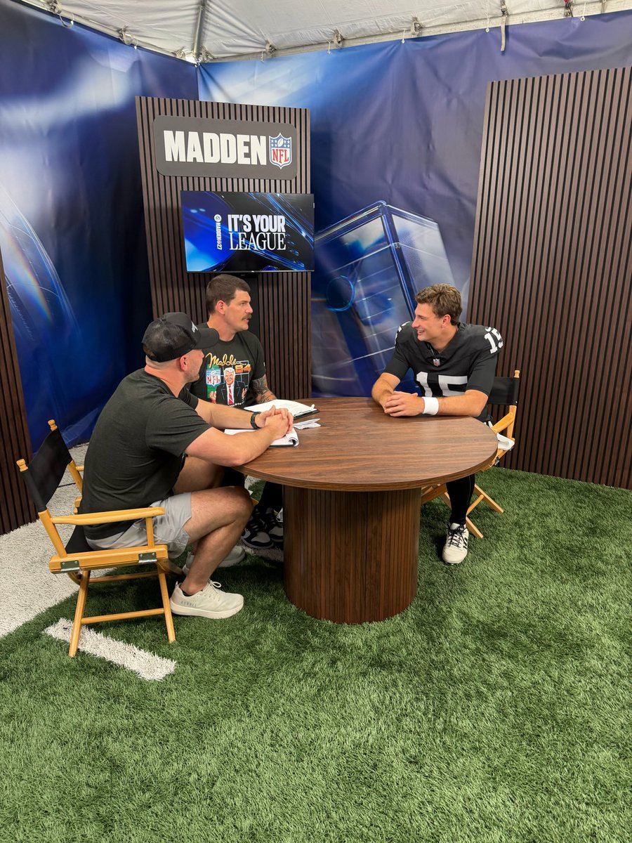 Taylor Lewan tweet media