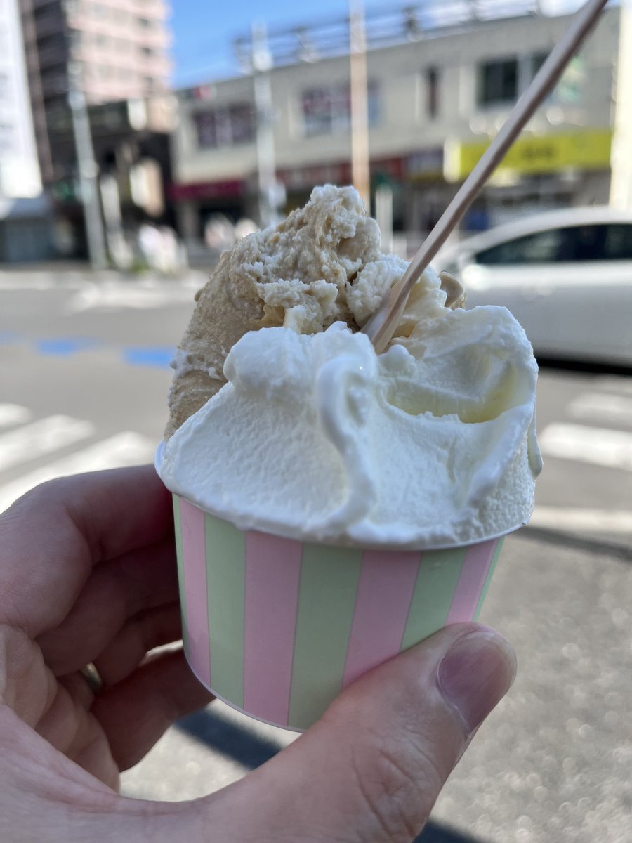 incho3's tweet photo. おはようございます〜☀️

先日、京成松戸線 八柱駅近くのジェラート専門店「Sumi-ya」に行ってきました。

地元近くにこんなお店があったとは！😆🍨

個人的に、ジェラートはフルーツ系よりもミルク系のほうが断然好きです✨ https://t.co/gJ5zDYLlJK