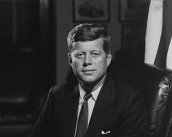 StevenIsserlis's tweet photo. JFK - b otd 1917 - on the power of art:
"I am certain that after the dust of centuries has passed, we will be remembered not for victories or defeats in battle or in politics, but for our contribution to the human spirit."
"Art is not a form of propaganda; it is a form of truth." https://t.co/o1YSCAHVwe