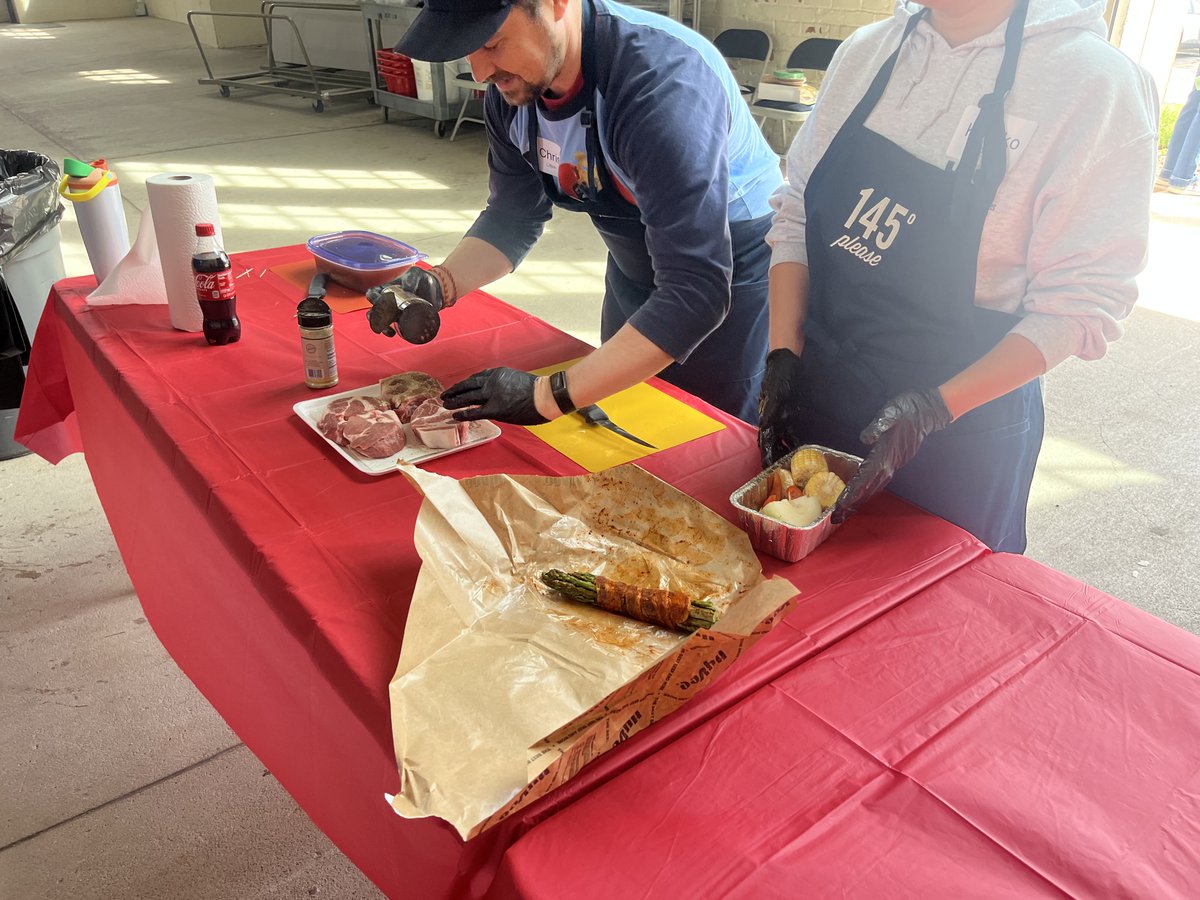 IowaPorkCenter's tweet photo. IPIC and the Iowa State University Meats Laboratory recently cohosted a pork barbecue class in Ames. 

Participants prepared pork cuts using a total of 10 different grilling methods and seasoning combinations and were excited to return home and prepare their own pork! https://t.co/K7D1QToHn7
