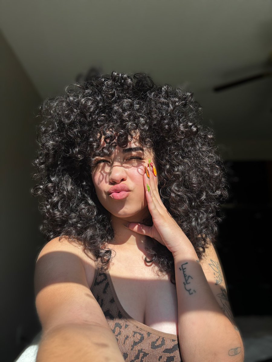 yourqueencloe's tweet photo. I deserve it all 👑NOTHING LESS 🐆 https://t.co/UMMtHc4UfE