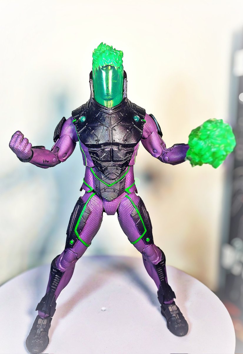 LEON38847805's tweet photo. Blight by mcfarlane
It's a bit like Buzz Lightyear，but  thriller version🤣
I got it in 5.5bucks,I dont konw anything about the background story，just think it looks cool.
#mcfarlanetoys #actionfigures #batman #supervillain https://t.co/QJ7m95qvAR