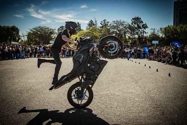MotoblogAr's tweet photo. El Rouser Day de Bajaj desembarca en Mendoza este fin de semana https://t.co/Gx8CLbTu9C https://t.co/jCTdV3e9if