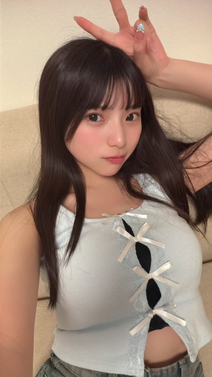 4545hinanon's tweet photo. ひなのの乳パンッパンッ💕💕はち切れそう💕💕おっぱいにむしゃぶりつきたいっ💕
#姫野ひなの https://t.co/MWI5GS8mbm