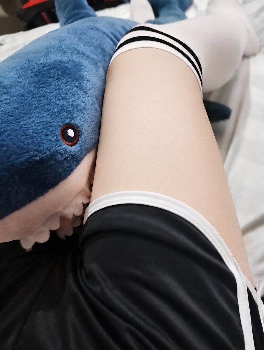 Eriku tweet media