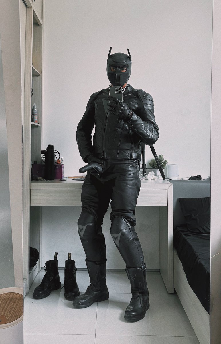 Black Arrow tweet media