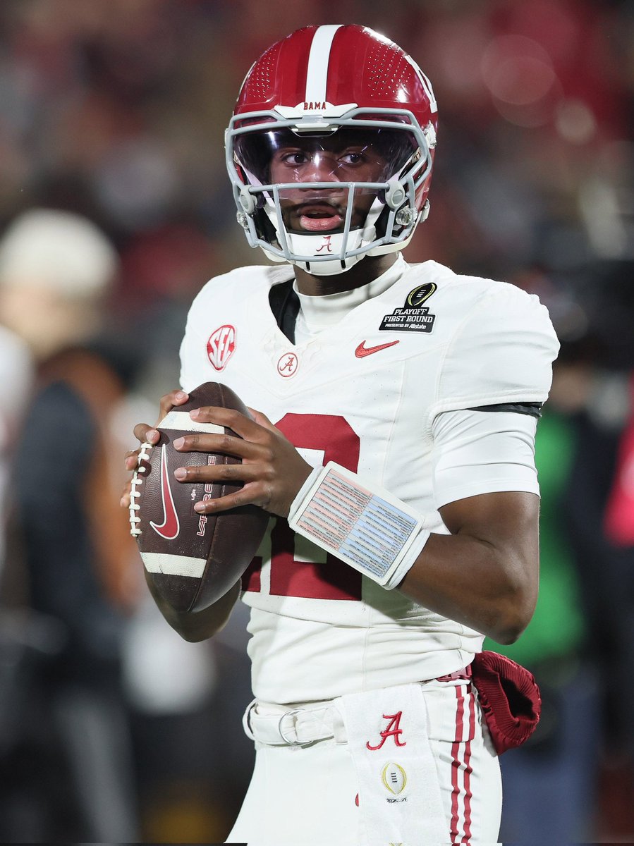 God91In's tweet photo. Keelon Russell hands down. I got the same feeling with him that I did with Bryce Young. He's gonna win us a NC https://t.co/JUwNUSJaGR