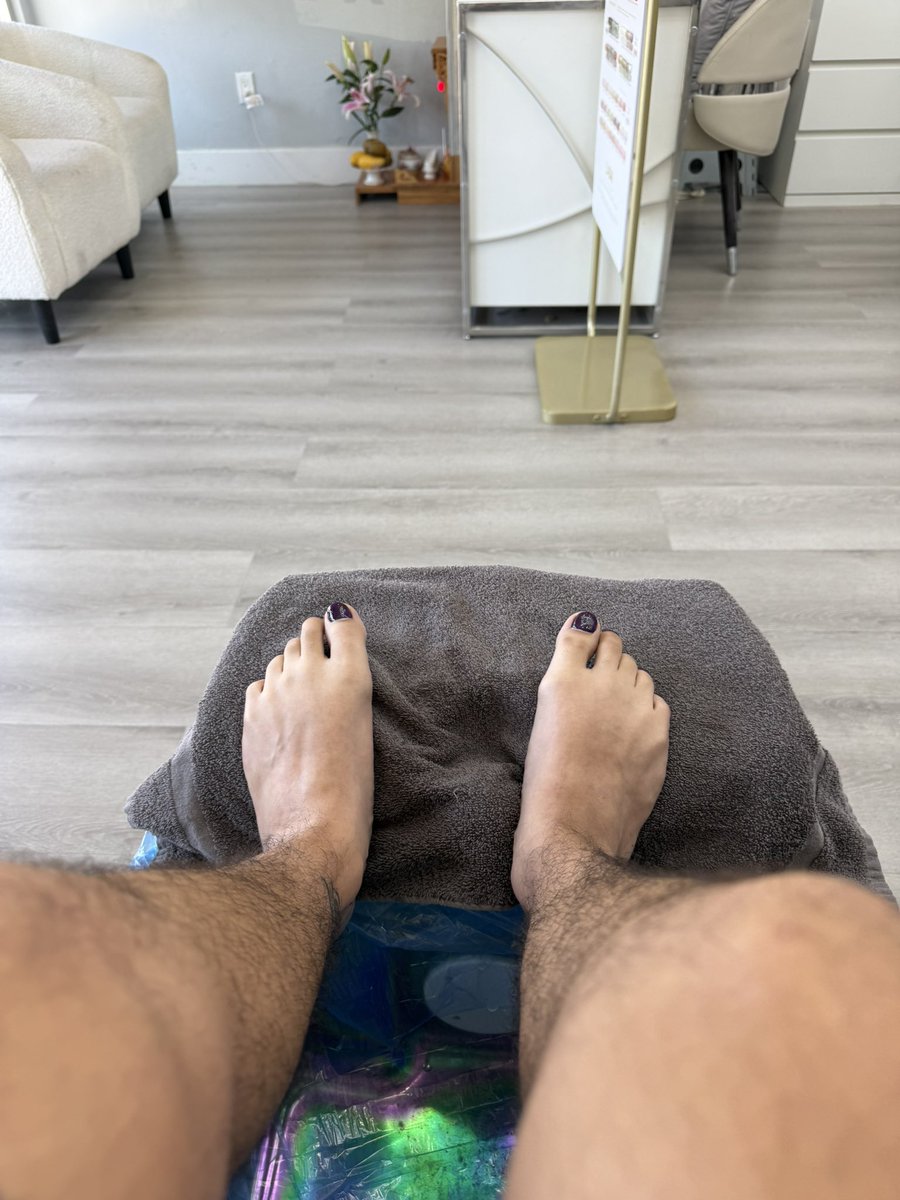 albert tweet media