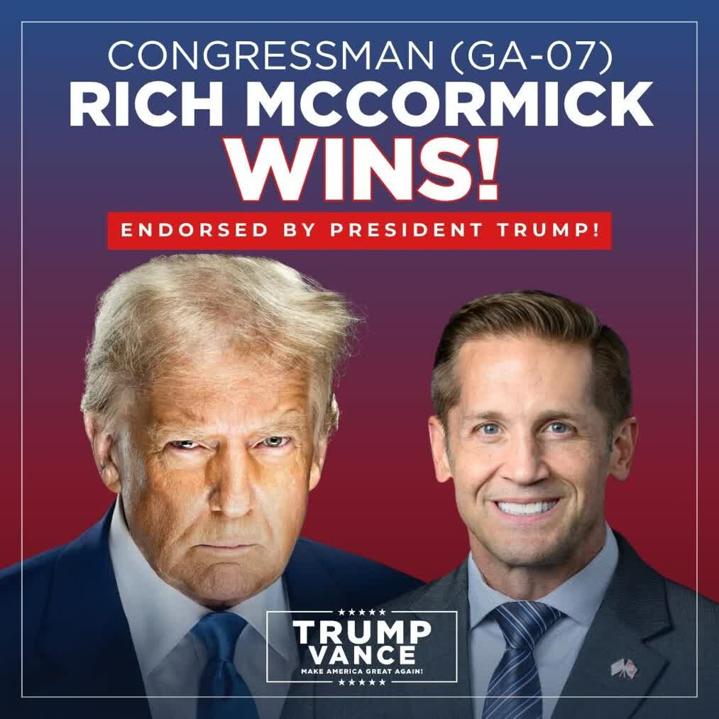 TrumpReposter tweet media