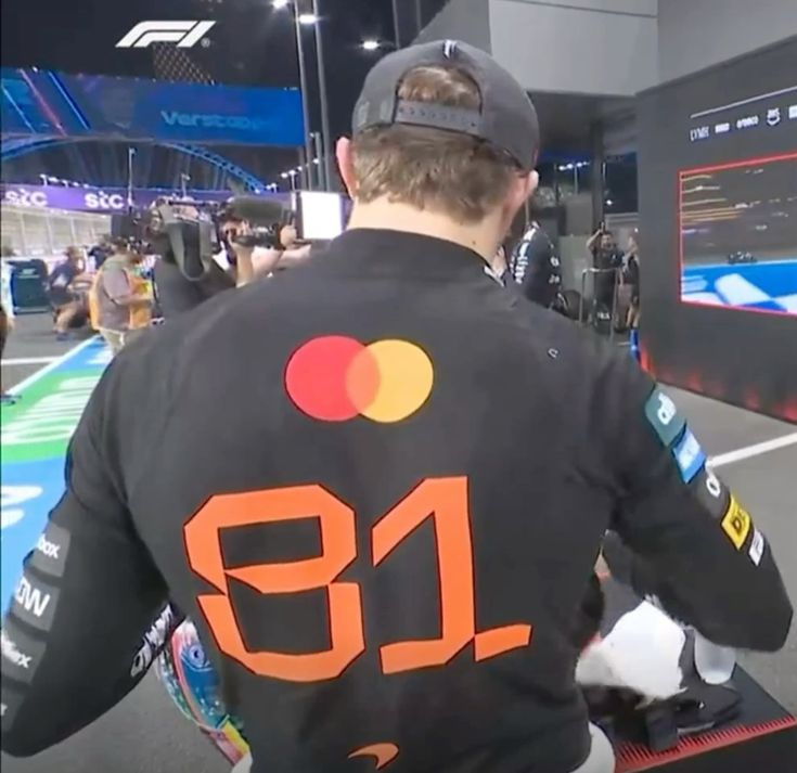 Ash 🥐 tweet media