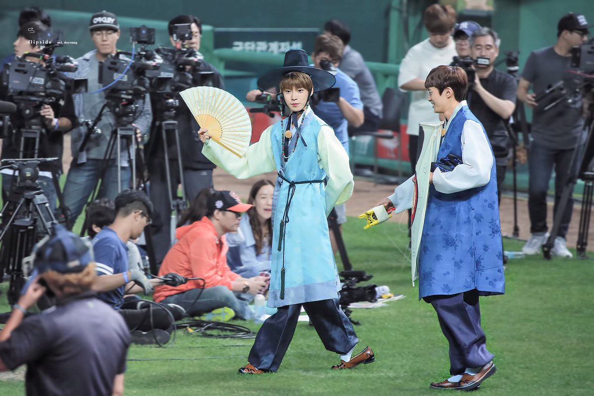 썸 ໒꒱ tweet media