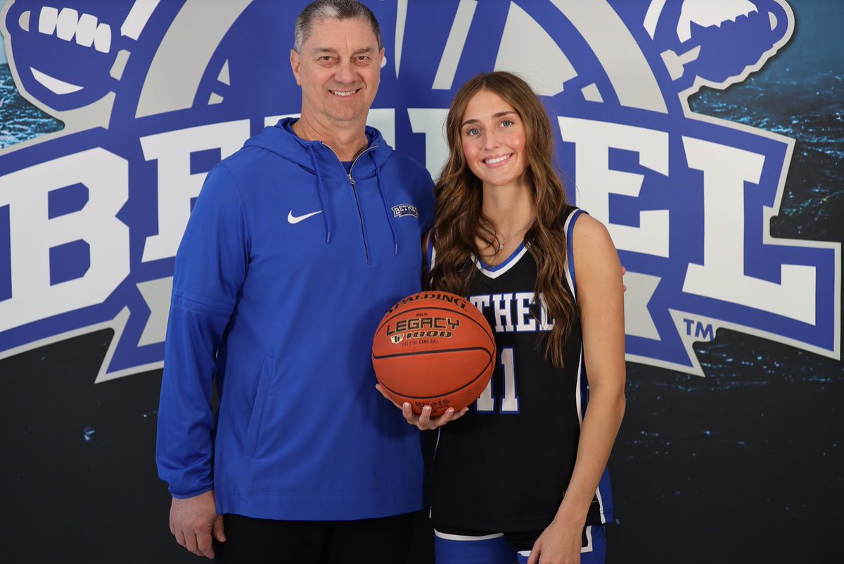 averiamstutz10's tweet photo. After a fun visit and conversation with Coach Polsgrove, I’m so grateful to have received a scholarship offer to play with @BUPilotsWBB at the next level! Thank you @CoachPolsgrove and @BU_CoachHawkins for this amazing opportunity! https://t.co/AZX9i9kAYP