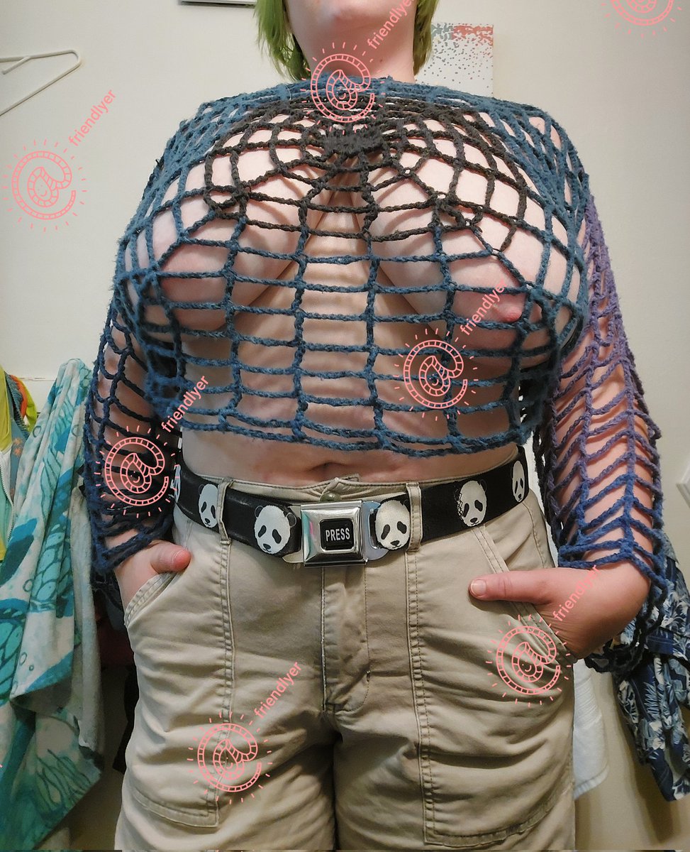 friendlyer's tweet photo. it's titty Tuesday!!! dm for the second Pic 😌😏

nsfwtwt https://t.co/Pp8hJjlSYr