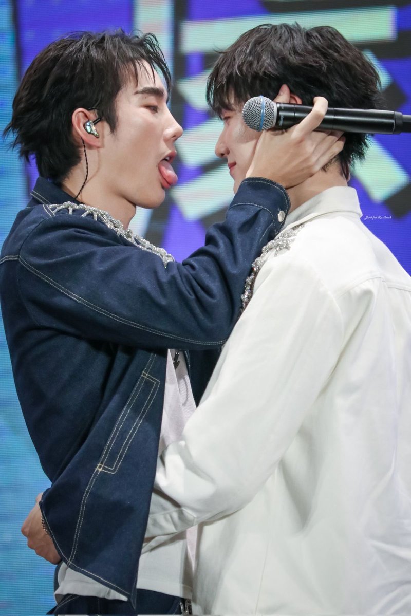 𝙨𝙪𝙢𝙢𝙚𝙧𝙨。 tweet media
