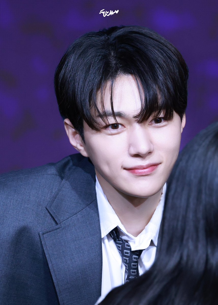 단 tweet media