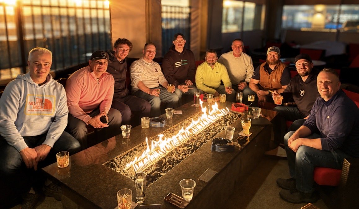 F3WestO2ndF's tweet photo. It’s officially summer once cigar night happens.
Join us for a night of fellowship with HIM at Copacabana on the patio. 

📆 May 28
⏰ 6:30p - whenever
📍 Copacabana (175th &amp; Center)

https://t.co/LdxiorBfkv https://t.co/YzGQWp6WrS