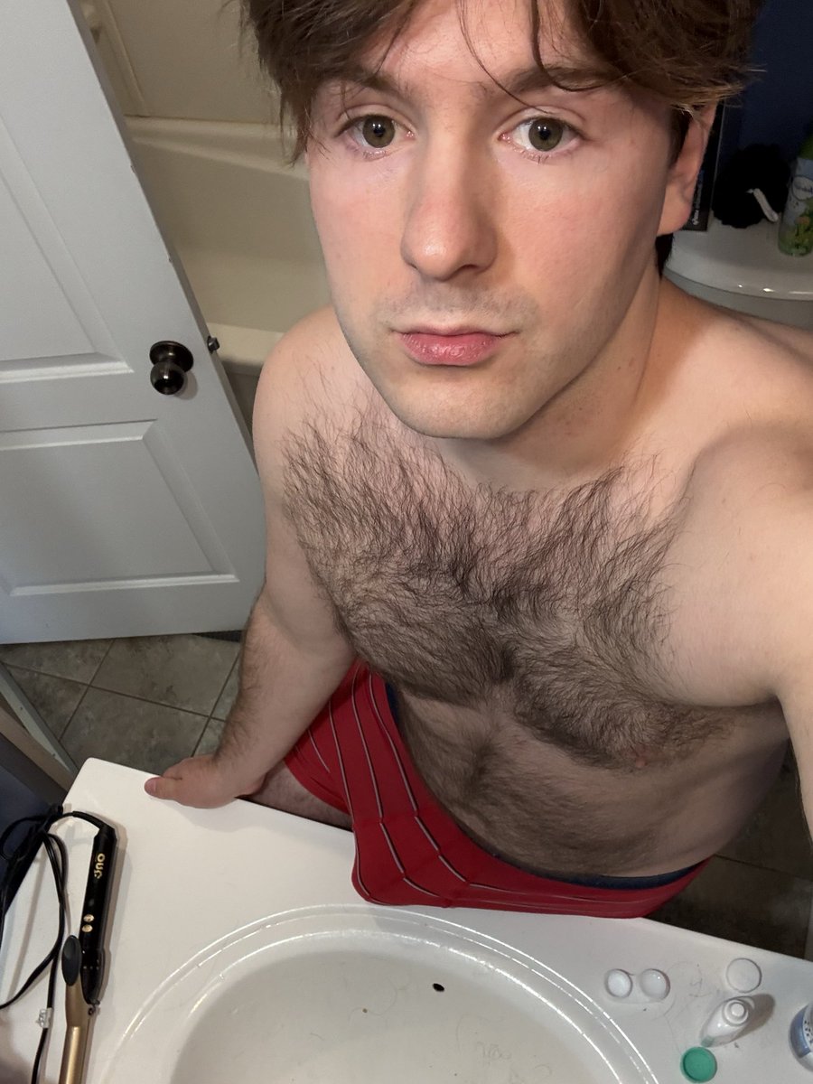 bigJamesOF's tweet photo. Just suck me already 😈 link in bio https://t.co/oZLOkTFJHX