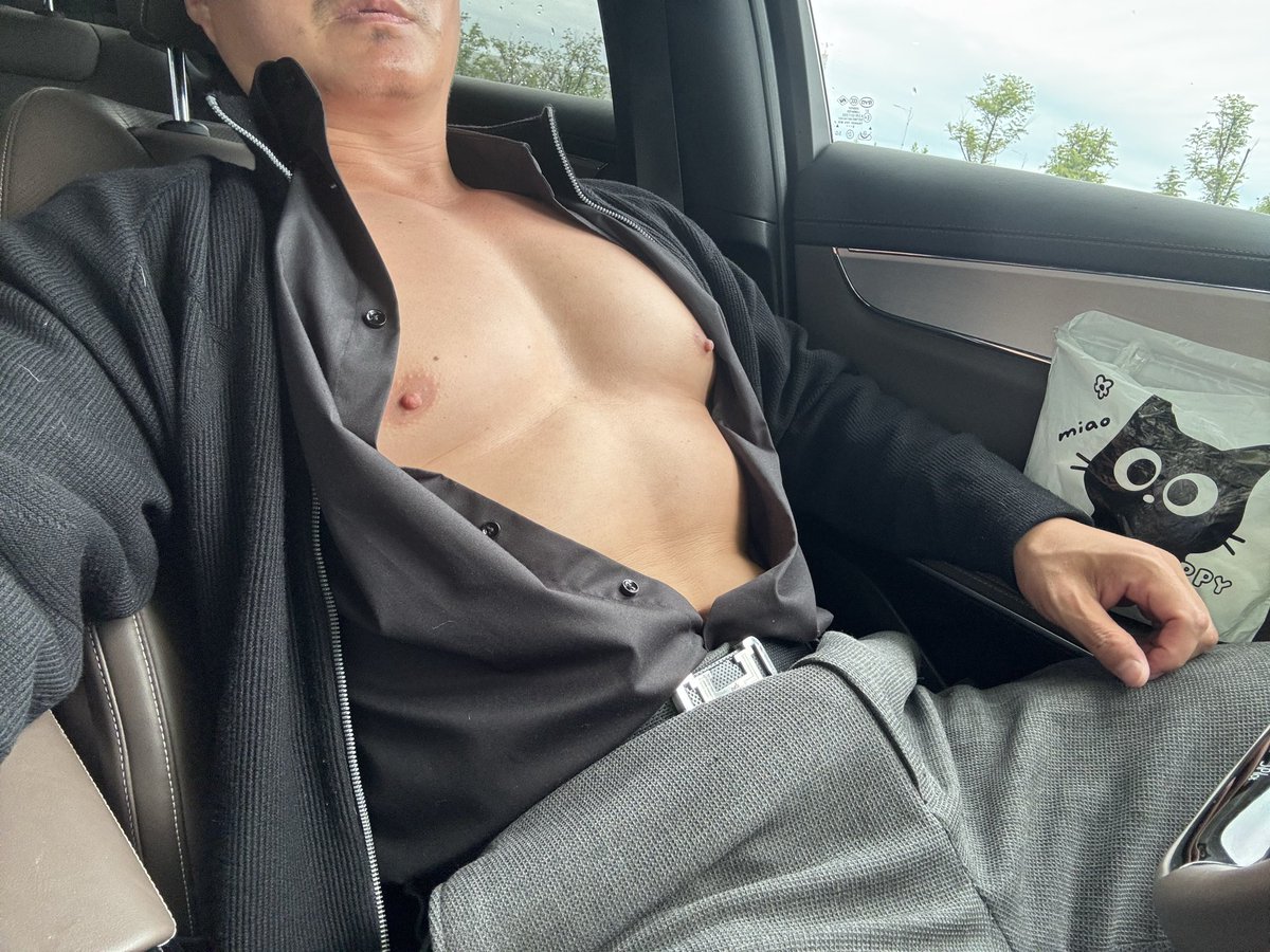 Tobemuscle tweet media