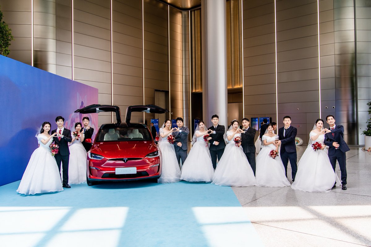 Tesla Asia tweet media