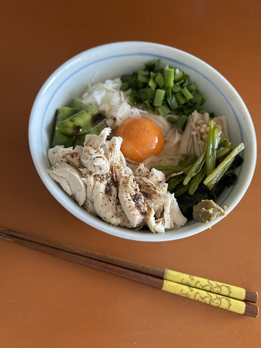 まえ tweet media