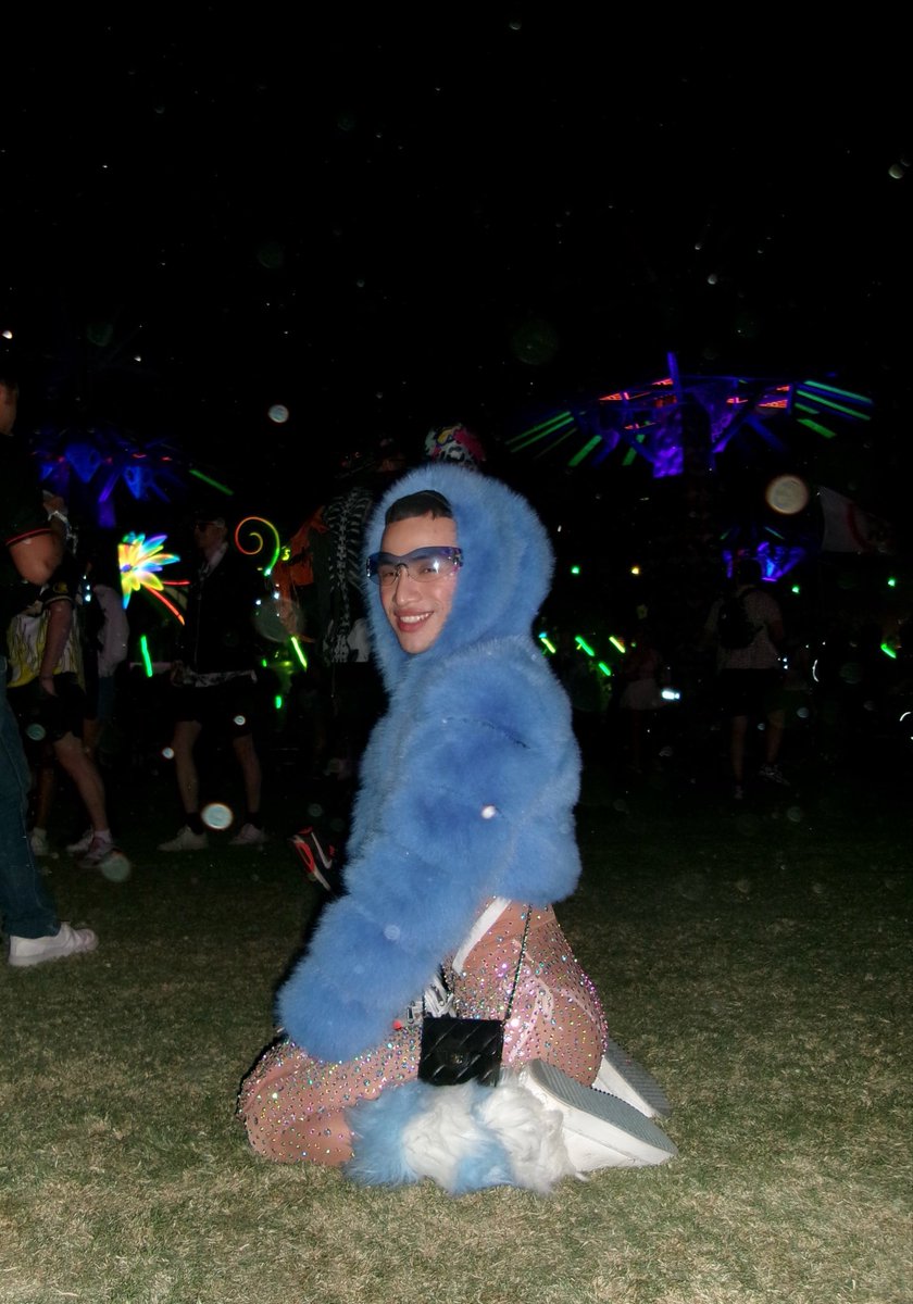 ELIASMINAJ's tweet photo. Until next year EDC 🌈😘🫶 https://t.co/VJ1Rc348Yp