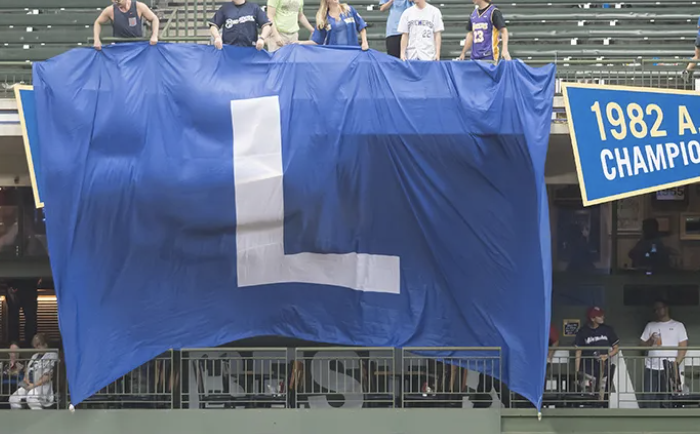 ESPNMilwaukee's tweet photo. x2 😏 

#ThisIsMyCrew https://t.co/HI38keHU21