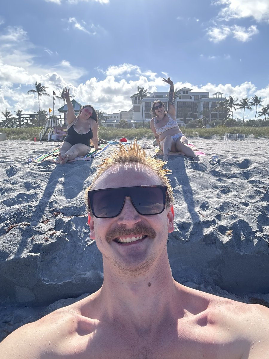 StevenHartka tweet picture